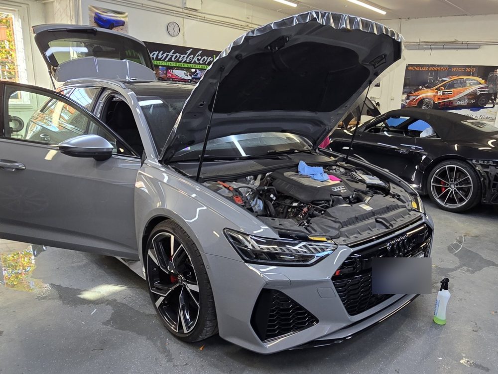 Audi RS6 érkezéskor a műhelyben